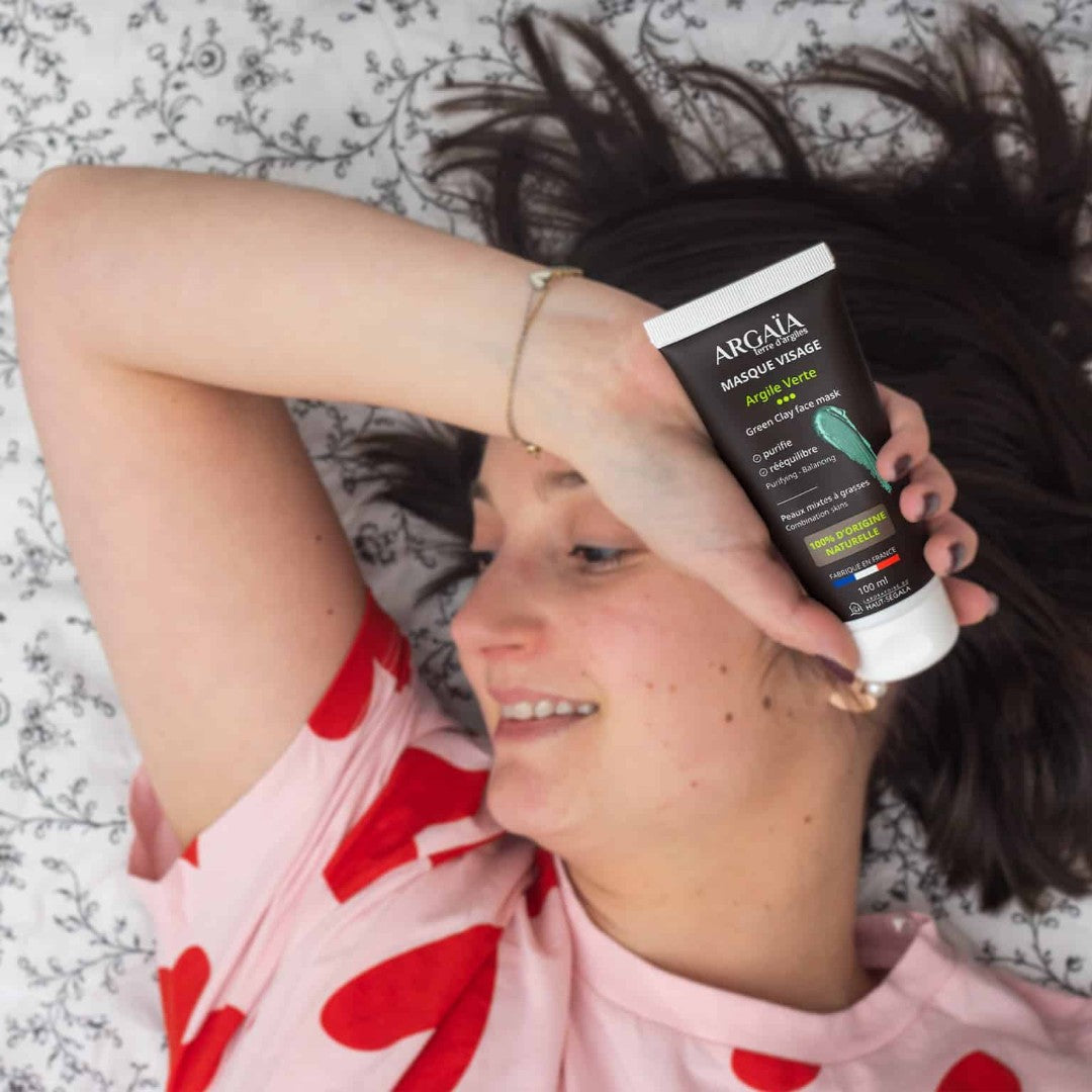 Maschera per il viso all'argilla verde