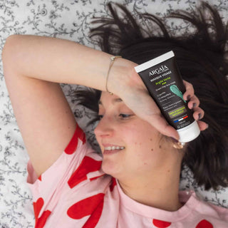 Maschera per il viso all'argilla verde